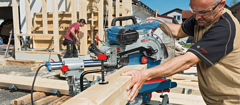 מסורים שולחניים וסטנדים